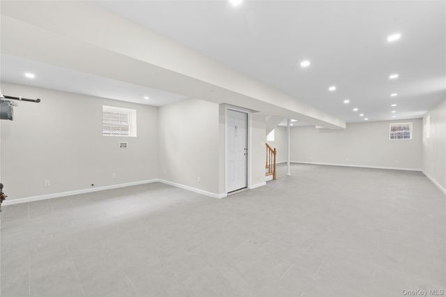 383 Franklin Avenue, Hewlett, NY 11557