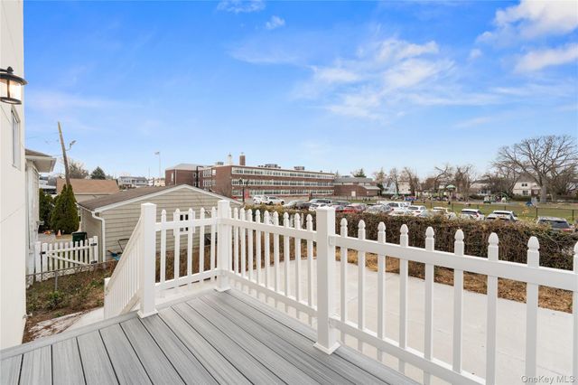 383 Franklin Avenue, Hewlett, NY 11557