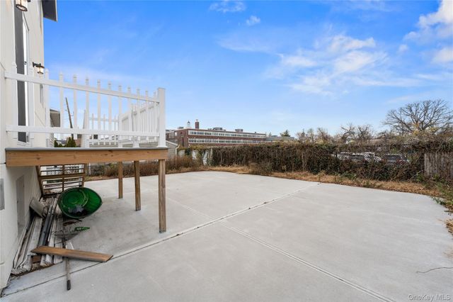 383 Franklin Avenue, Hewlett, NY 11557