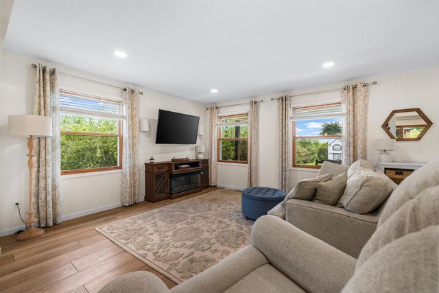 W301S2613 Jenna LANE, Waukesha, WI 53188