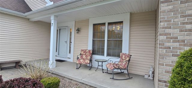 7 Brongo Lane, Gates, NY 14559