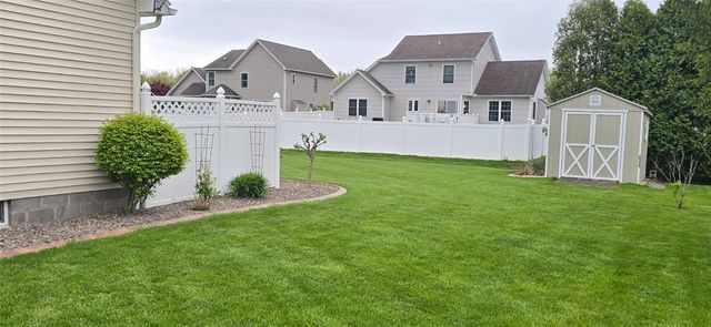 7 Brongo Lane, Gates, NY 14559