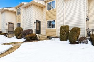 500 Greenwich Avenue 124, West Warwick, RI 02893