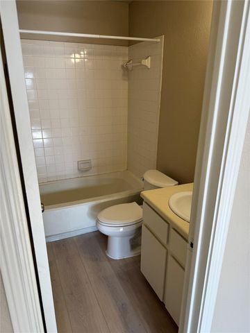 1805 Golden Pheasant DR, Austin, TX 78758