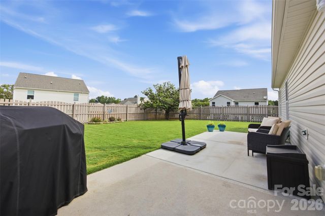 5716 Piney Pointe Drive, Concord, NC 28025