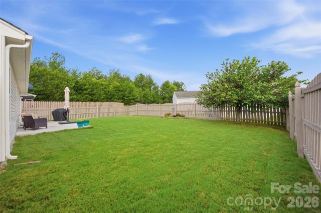 5716 Piney Pointe Drive, Concord, NC 28025