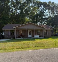 216 Shamrock Drive, Summerville, SC 29483