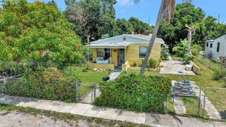 15601 NE 15th Ave, North Miami Beach, FL 33162