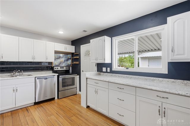 60 Quinby Lane, Riverside, OH 45432