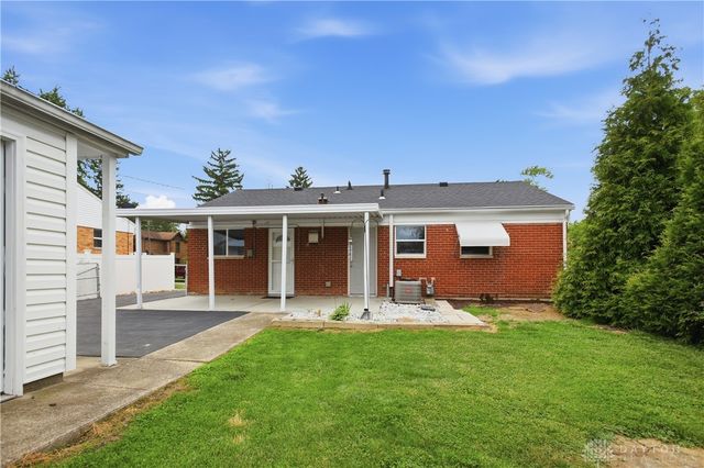 60 Quinby Lane, Riverside, OH 45432