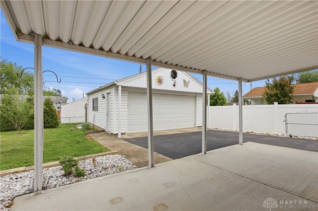 60 Quinby Lane, Riverside, OH 45432