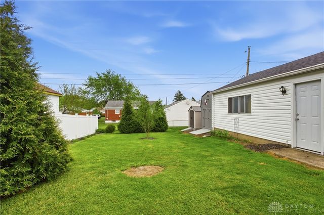 60 Quinby Lane, Riverside, OH 45432