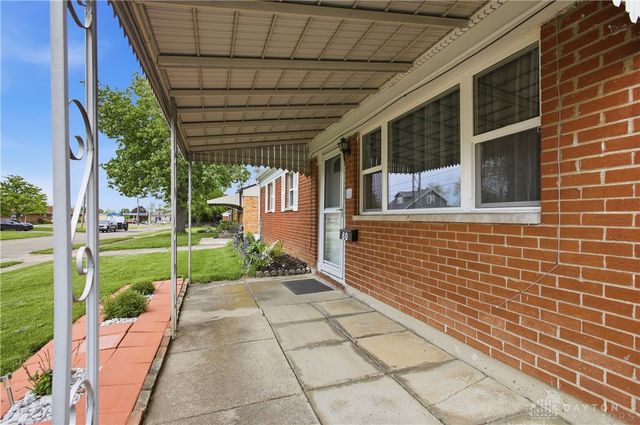 60 Quinby Lane, Riverside, OH 45432