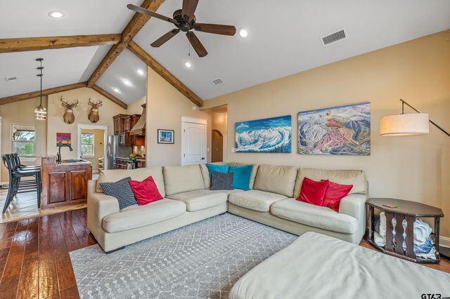 404 Corrigan Trails Blvd, Lindale, TX 75771