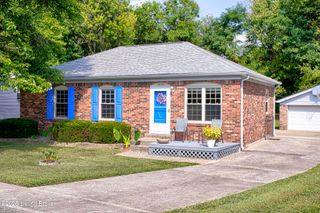 10103 Blue Creek Dr, Louisville, KY 40229