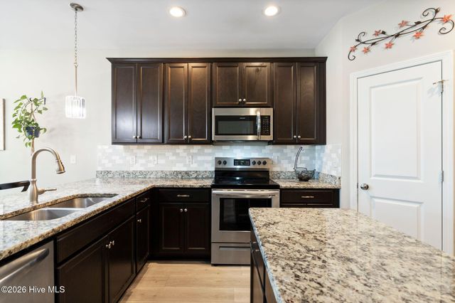 1464 Creek Bend Terrace, Wilmington, NC 28405
