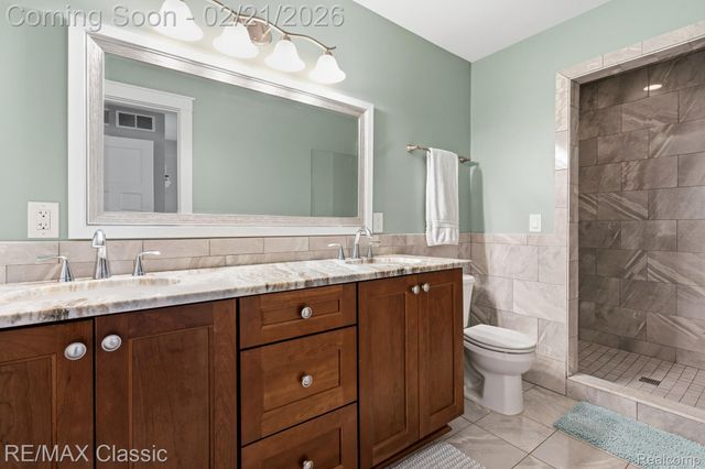 450 Fairbrook Street, Northville, MI 48167