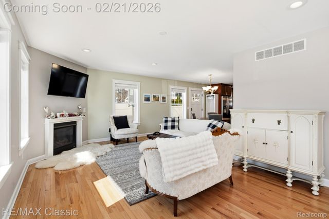 450 Fairbrook Street, Northville, MI 48167