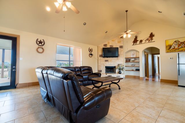 6216 FM 499, Campbell, TX 75422