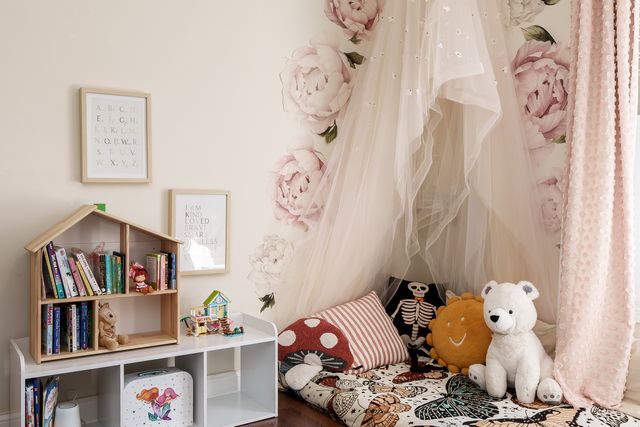 651 GENOA Street, Cherry Valley, IL 61016