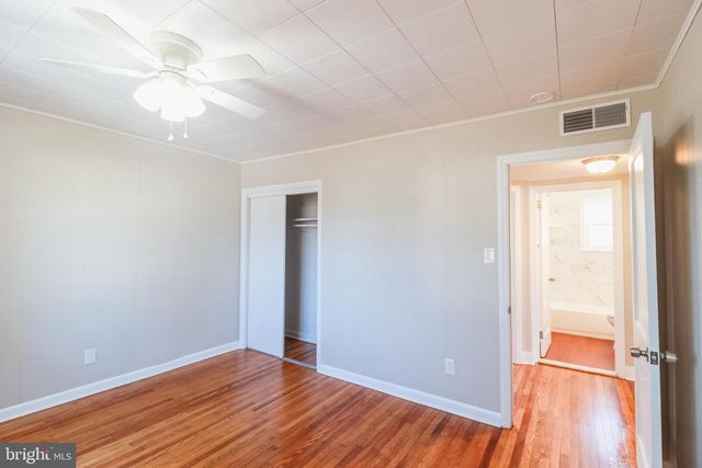 35 FARNSWORTH AVE, Maple Shade, NJ 08052