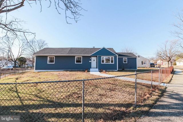 35 FARNSWORTH AVE, Maple Shade, NJ 08052