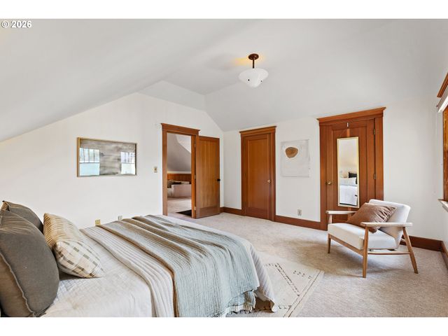 2223 Ne 16TH Ave, Portland, OR 97212