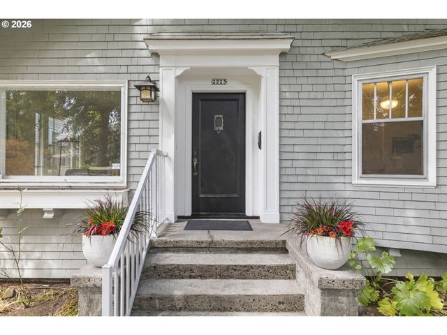 2223 Ne 16TH Ave, Portland, OR 97212
