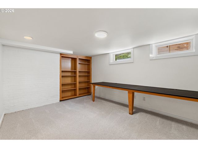 2223 Ne 16TH Ave, Portland, OR 97212