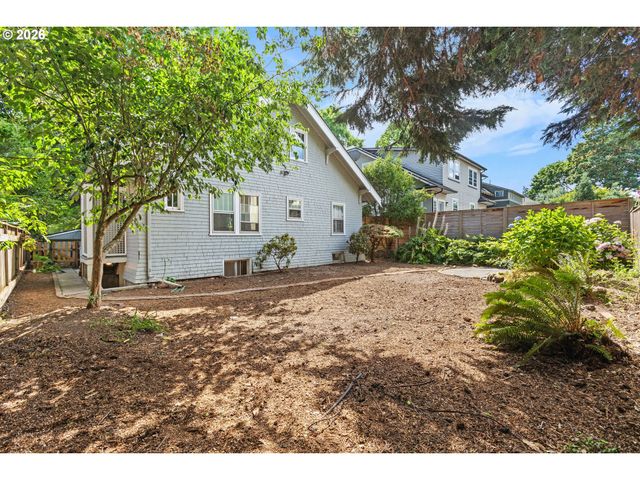 2223 Ne 16TH Ave, Portland, OR 97212