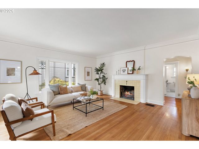 2223 Ne 16TH Ave, Portland, OR 97212