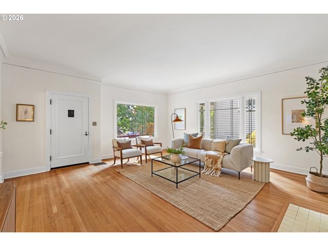 2223 Ne 16TH Ave, Portland, OR 97212