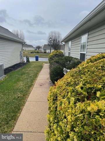 28 PALMER SQ, Beverly, NJ 08010