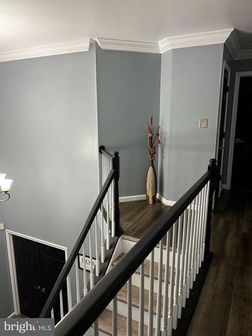 6421 COLONIAL VILLAGE LOOP, Manassas, VA 20112