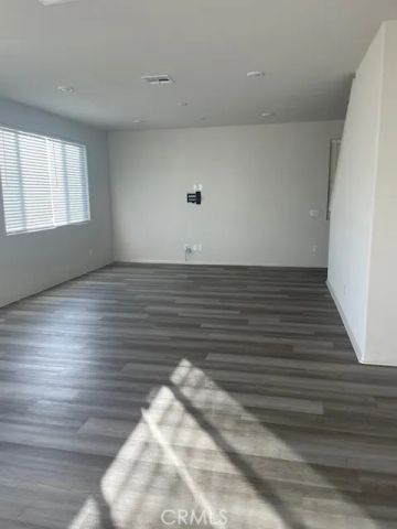 31751 Woodbank Way, Winchester, CA 92596