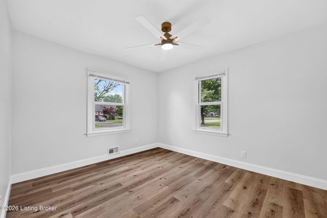 2923 Richland Ave, Louisville, KY 40220