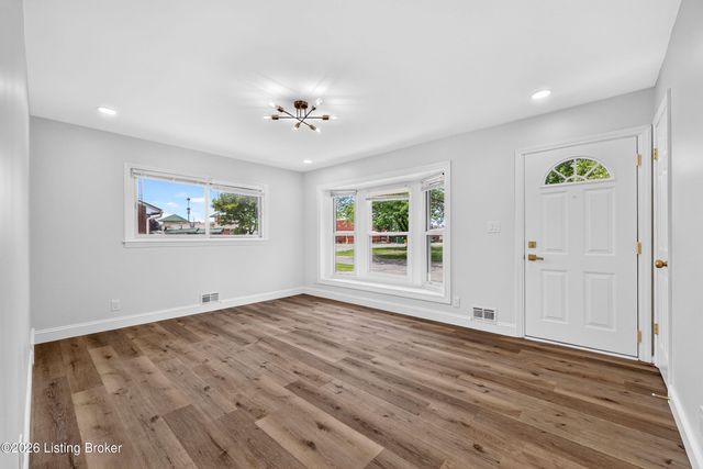 2923 Richland Ave, Louisville, KY 40220