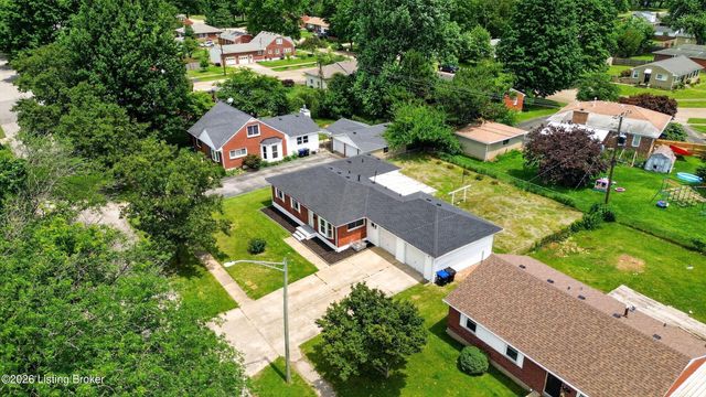 2923 Richland Ave, Louisville, KY 40220