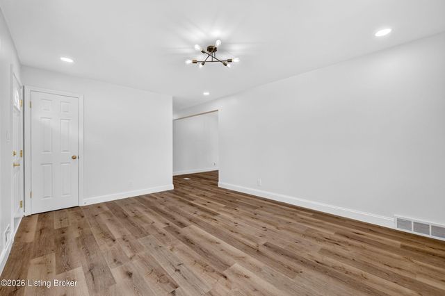 2923 Richland Ave, Louisville, KY 40220