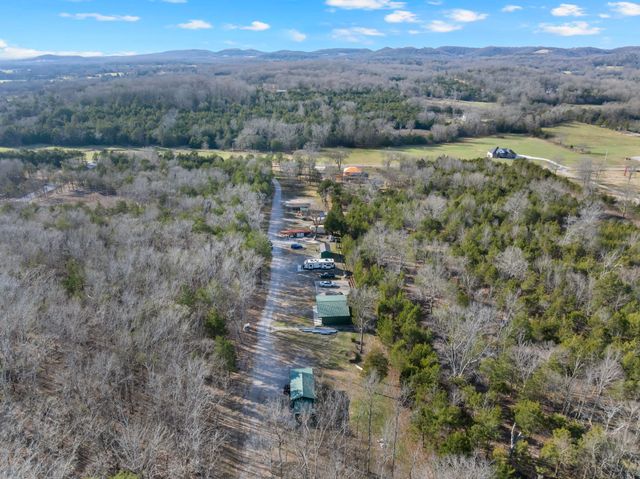 905 Chapel Hill Pike, Eagleville, TN 37060