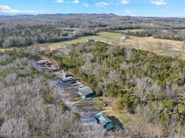 905 Chapel Hill Pike, Eagleville, TN 37060