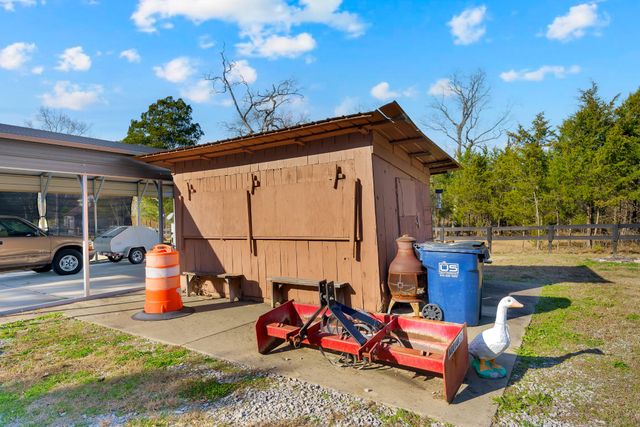 905 Chapel Hill Pike, Eagleville, TN 37060