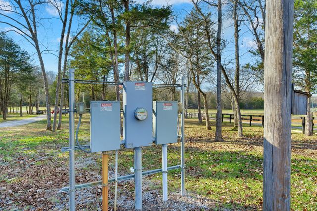 905 Chapel Hill Pike, Eagleville, TN 37060