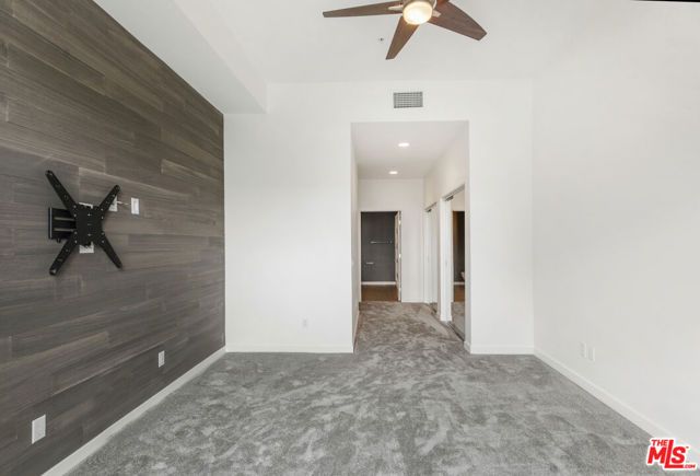 1045 Manzanita Street, Los Angeles, CA 90029