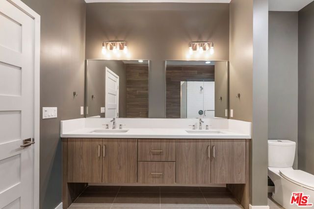 1045 Manzanita Street, Los Angeles, CA 90029