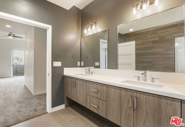 1045 Manzanita Street, Los Angeles, CA 90029