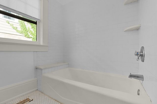 915 Overman Street, Chattanooga, TN 37405