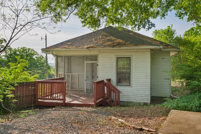 915 Overman Street, Chattanooga, TN 37405