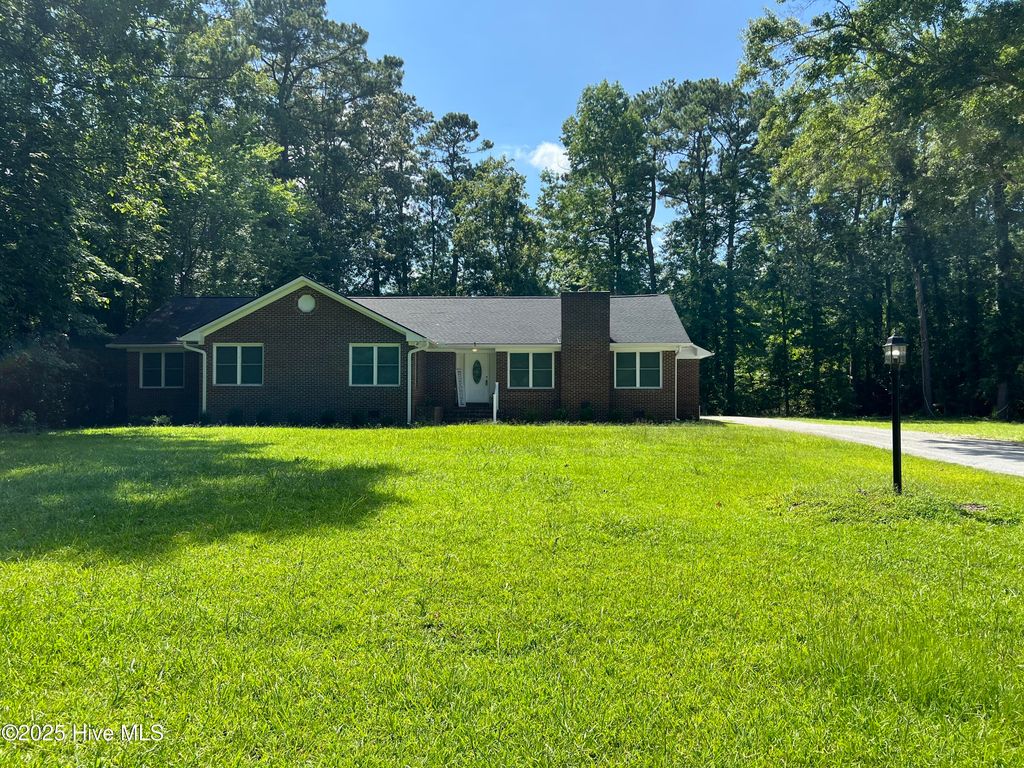 108 Pulley Road, Havelock, NC 28532