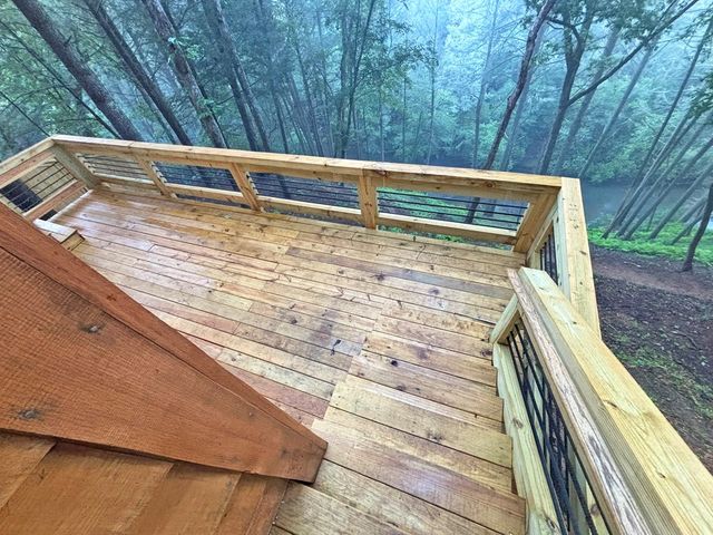 190 S Whitepath Circle S, Ellijay, GA 30540